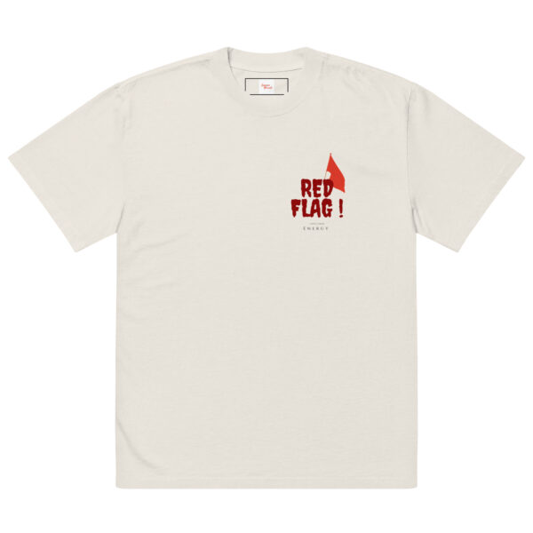 Oversized faded t-shirt | the ultimate red flag